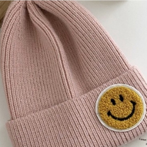 SMILEY BEANIE HAT. NEW. ASSORTED COLORS. - Picture 7 of 8